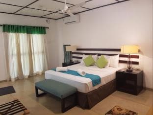 Eighth Wonder Resort