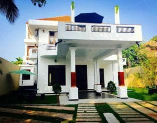 So What Boutique Hotel