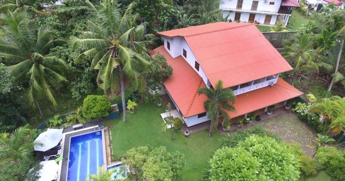 Darshani Hikka Villa