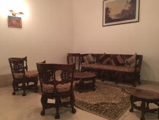74/B, Country Home