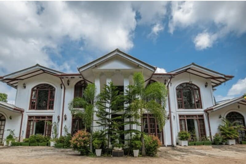 Lavenro Villa
