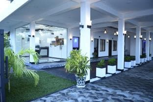 Liyonaa Beach Hotel