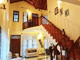 Ama villa negombo