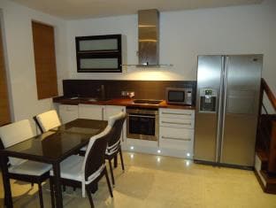 D Villas