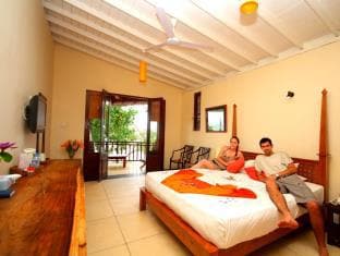 Thaproban Beach House