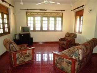 Mahanela Guest House