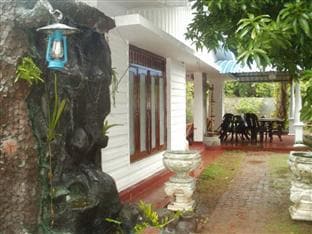 Rock Cascade - Home Stay