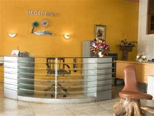 The Reef Beach Hotel Negombo
