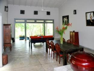 Hibiscus Villa