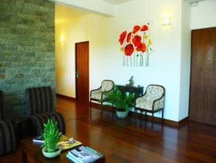 Monsoon Suites