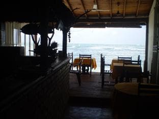 Manidi Beach Resort