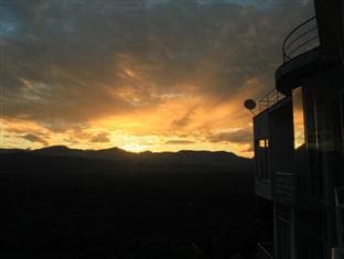 Skydale Homestay