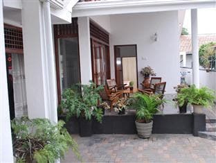 Suriya Arana Hotel