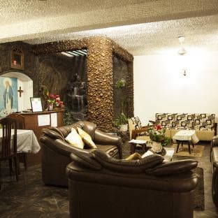 Lavinia Beach Hostel