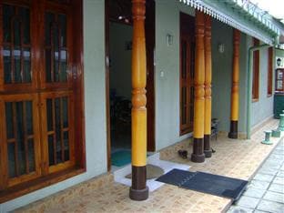 Vlars Holiday Bungalow