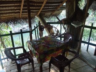 River Side Cabanas Yala Hotel