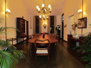 Aigburth Villa