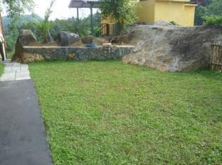 Diyaulpatha Tea Garden Resort