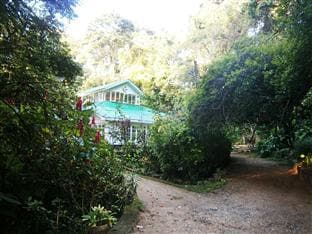 Surrey Bird Sanctuary & Holiday Resort
