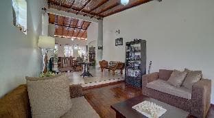 Hanthana Holiday Rooms