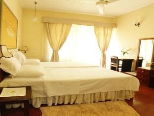 River Grove Villa
