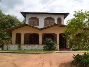 Pura Sanda Villa