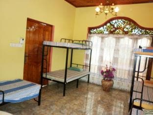 Monkey Beach Hostel @ Colombo Airport - Negombo