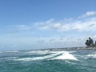 Rosand Waves Hotel