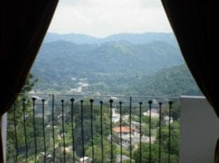 The Kandyan Villa