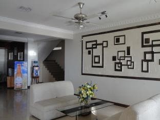 Hotel Lazaani