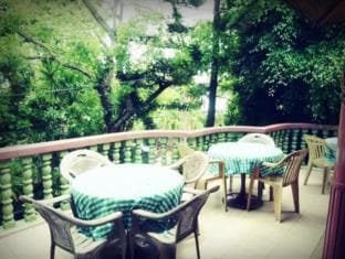 Golden Bridge Guest House