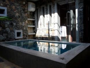 Villa White Queen