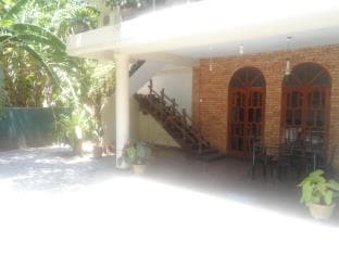 Savinrose Safari Hotel