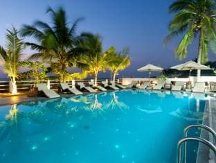 The Beach All Suite Hotel