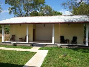 Tropical Holiday Garden Resort