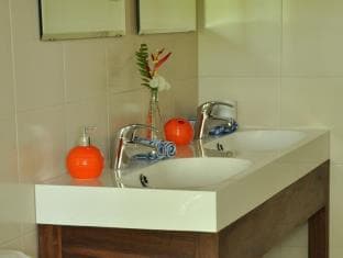 The Waves Holiday Bungalows Tangalle