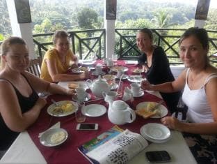 KANDY HOLIDAY HOME